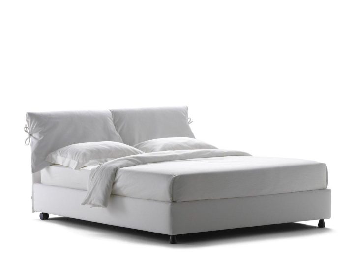 Nathalie Bed, Flou