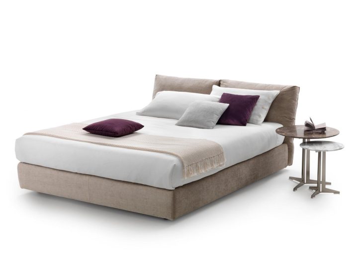 Newbridge Soft Bed, Flexform