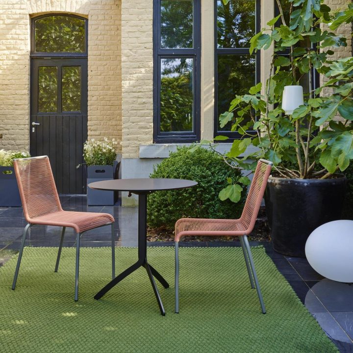 Noomi Garden Table, Ligne Roset