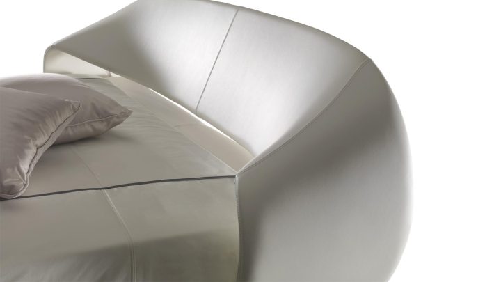 Nuvola Bed, Reflex