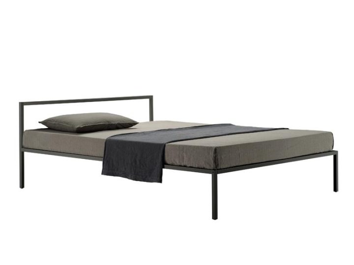 Nyx 1706 Bed, Zanotta