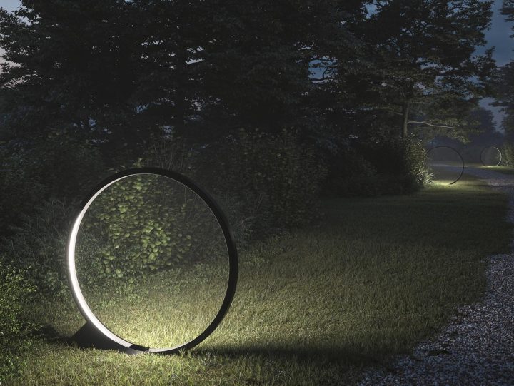 O' Outdoor Floor Lamp, Artemide