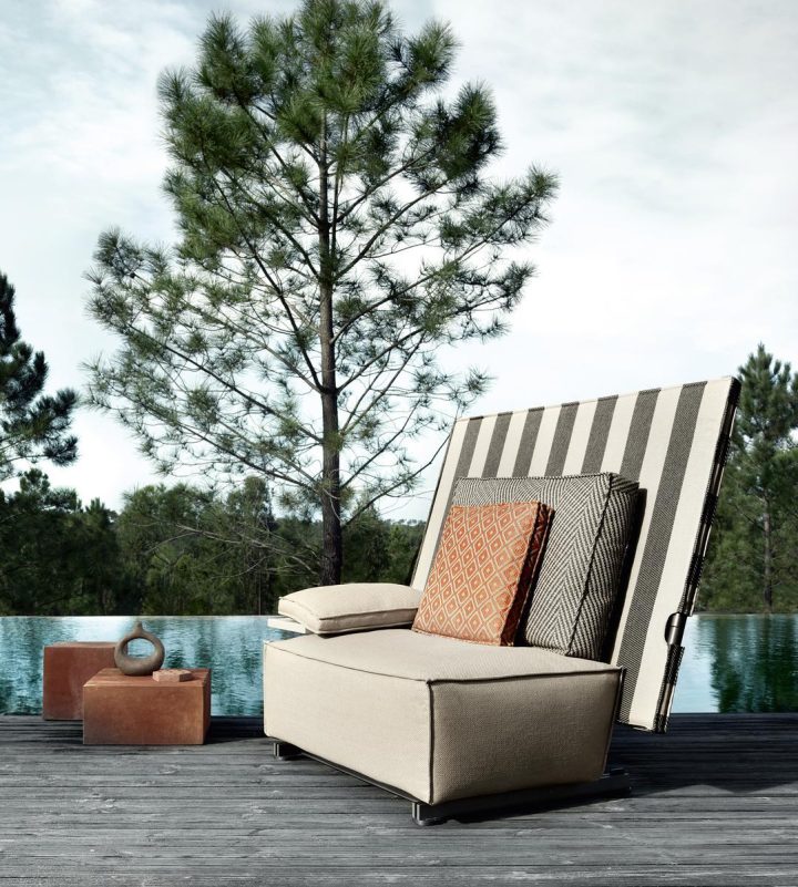 Oh, It Rains! Garden Sofa, B&B Italia