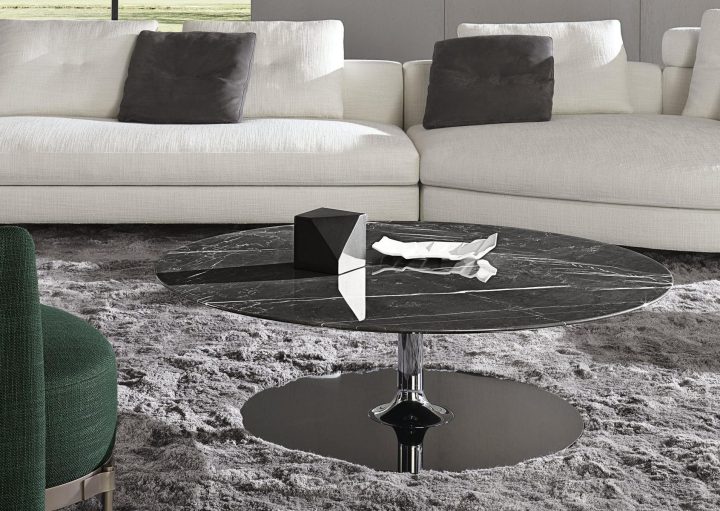 Oliver Coffee Table, Minotti