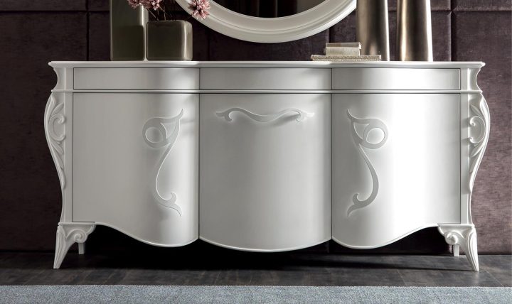 Pigalle Sideboard, Corte Zari