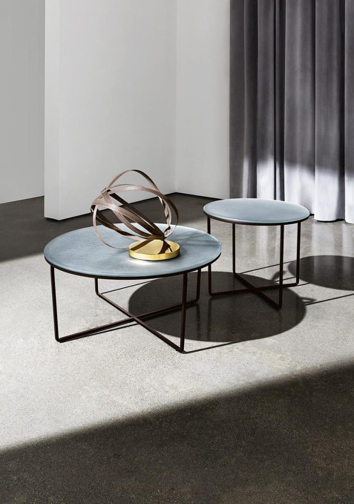 Piktor Coffee Table, Sovet