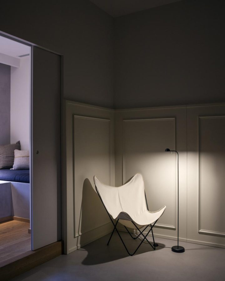 Pin Floor Lamp, Vibia