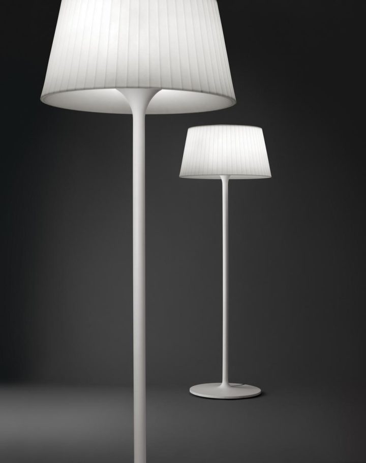 Plis Outdoor Outdoor Floor Lamp, Vibia