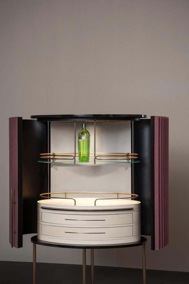 Plissé Bar Cabinet, Baxter