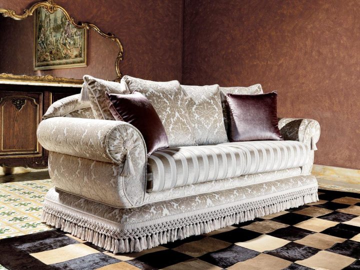 Prince Sofa, Domingo Salotti