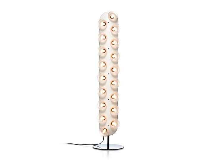 Prop Light Floor Floor Lamp, Moooi