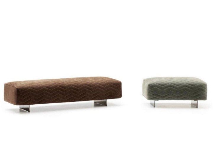 Quincy Chevron Pouf, Minotti