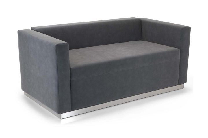 Quincy Sofa, Domingo Salotti