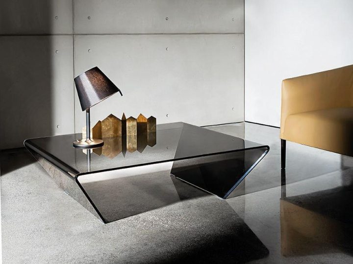 Rubino Coffee Table, Sovet