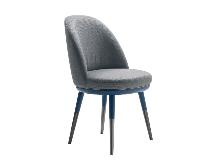 Sabrina Chair, Volpi