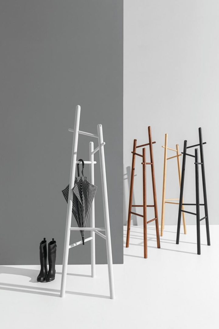 Sakti Coat Rack, Sovet