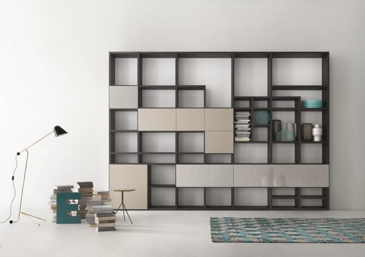 Selecta Bookcase, Lema