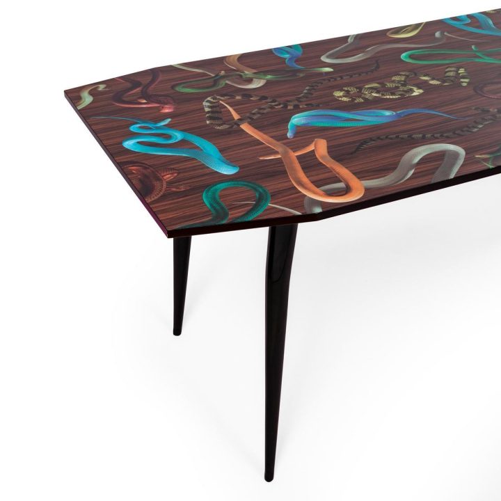 Snakes On Wood Table, Seletti