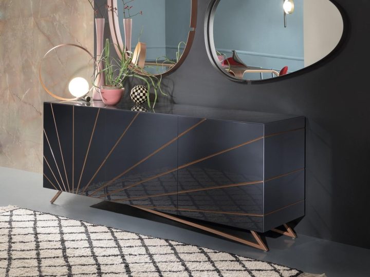 Solaris Sideboard, Riflessi