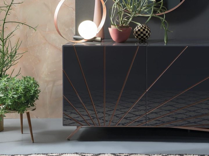 Solaris Sideboard, Riflessi