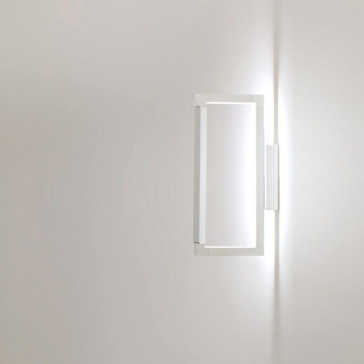 Spigolo Wall Lamp, Nemo