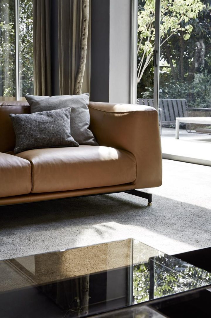 St. Germain Sofa, Ditre Italia