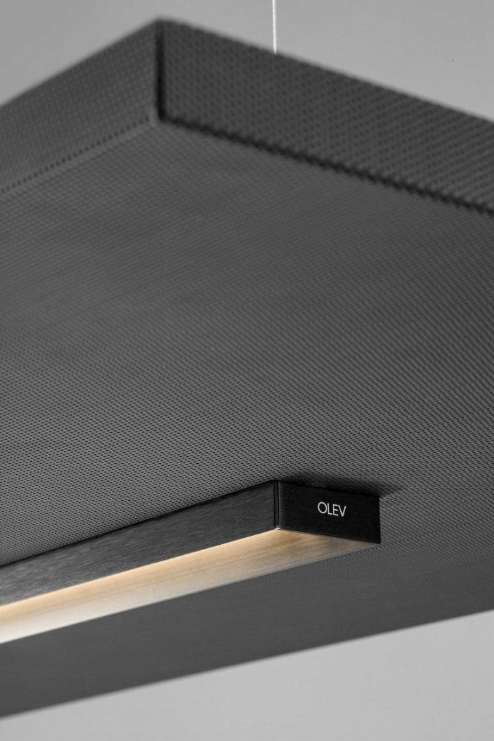 Stage Vertical Silence Pendant Lamp, Olev