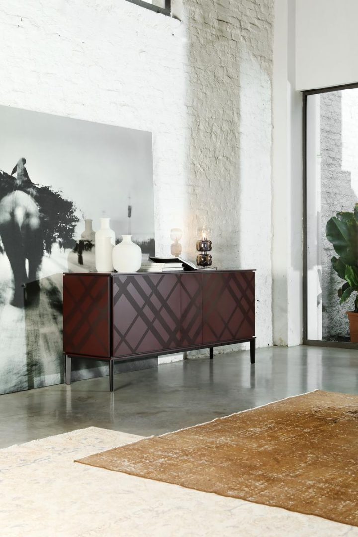 Tartan Sideboard, Tonin Casa