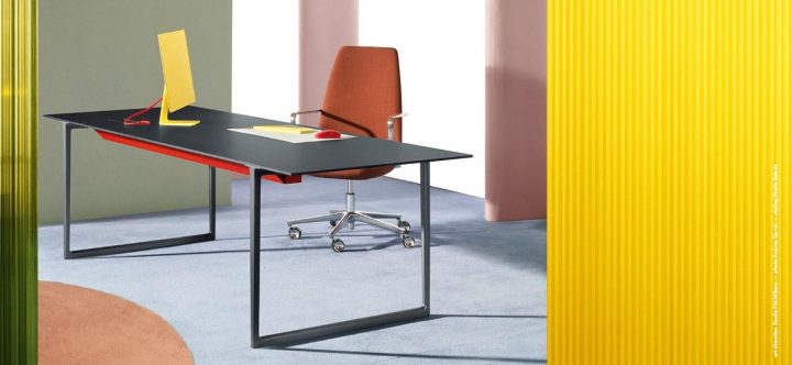 Toa Desk Toa240x90 C Office Desk, Pedrali