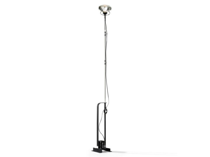 Toio Limited Edition Floor Lamp, Flos