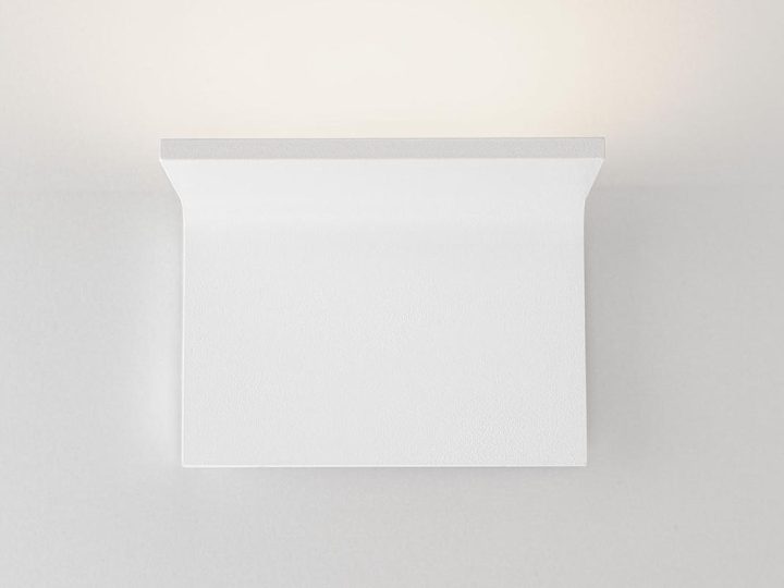 Turn Wall Lamp, Olev