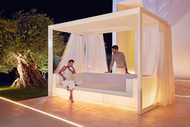 Vela Pavilion Garden Bed, Vondom