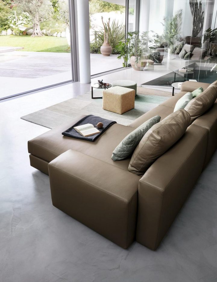 Venise Sofa, Lema