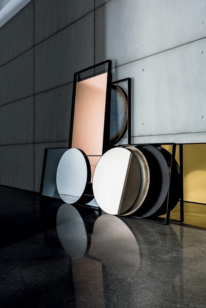 Visual Geometric Mirror, Sovet