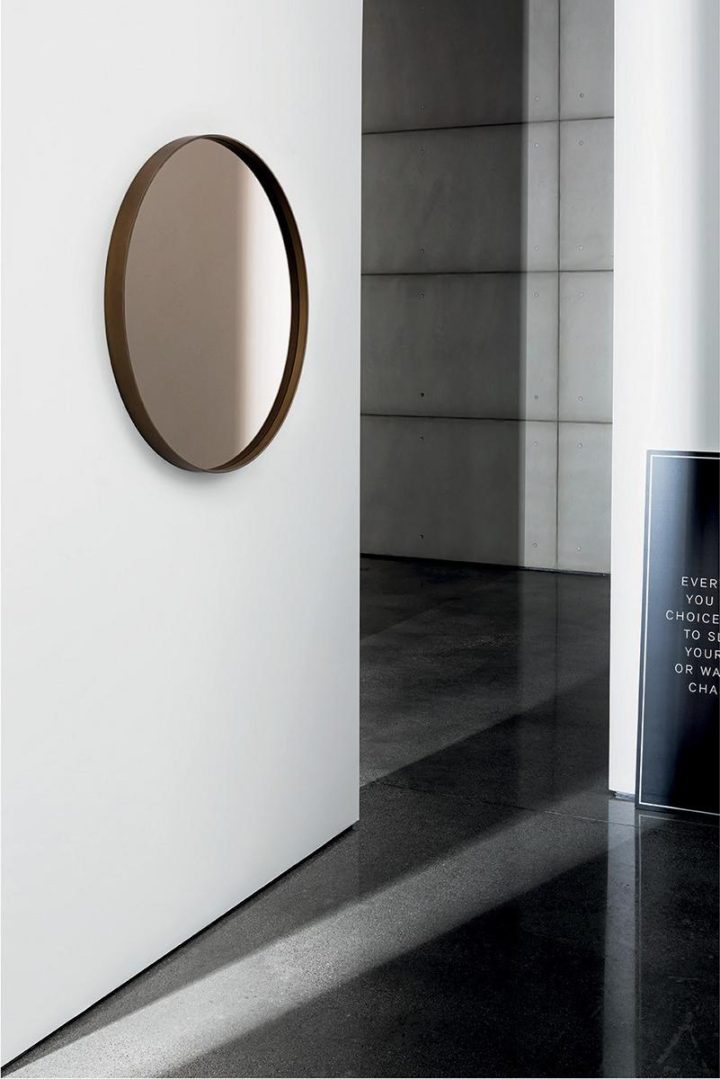 Visual Round Mirror, Sovet