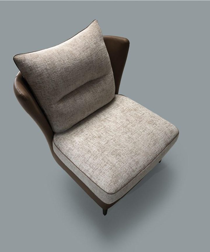 Voltaire Armchair, Borzalino