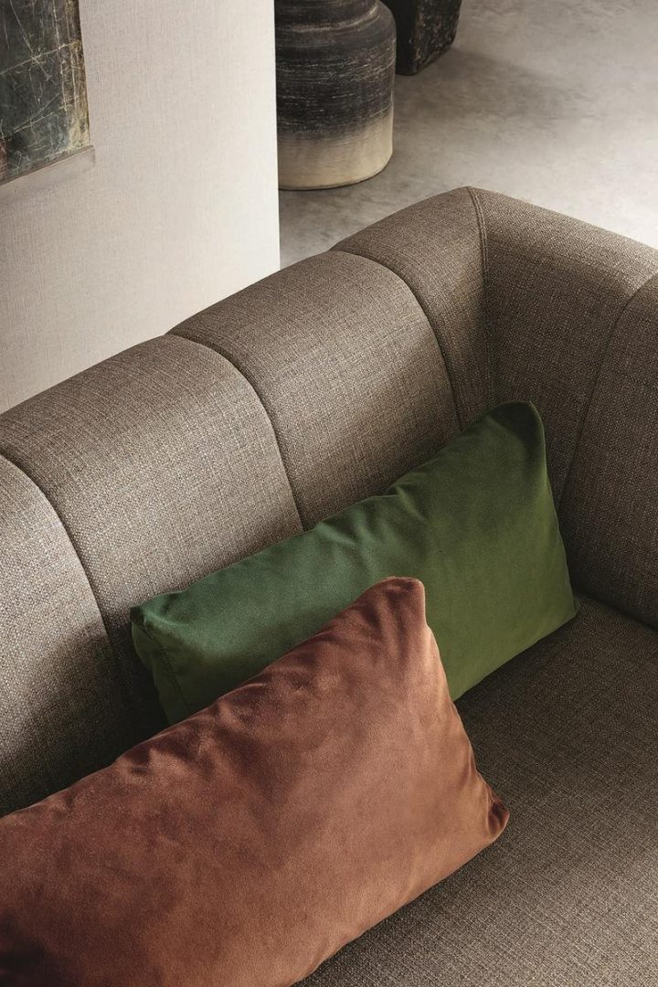 Warp Sofa, Lema