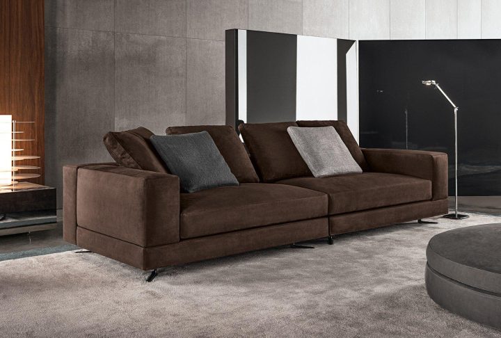 White Sofa, Minotti