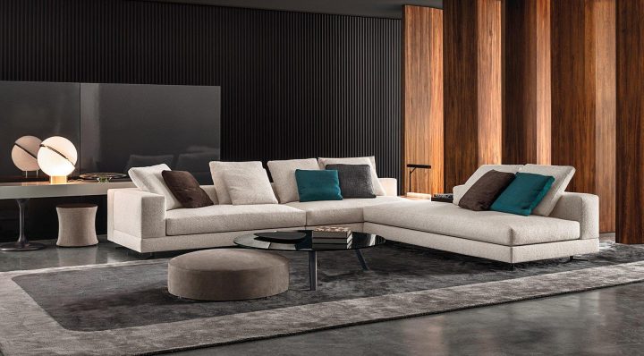 White Sofa, Minotti