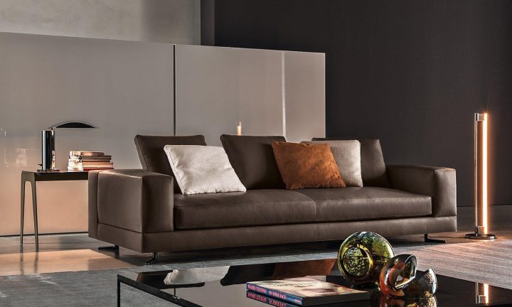 White Sofa, Minotti