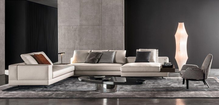 White Sofa, Minotti