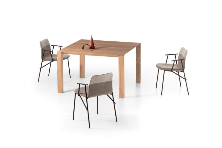 Woody Table, Pianca