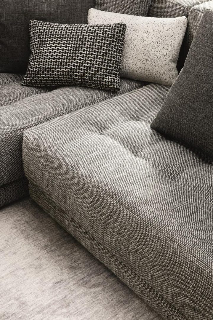 Doze Sofa, Flou