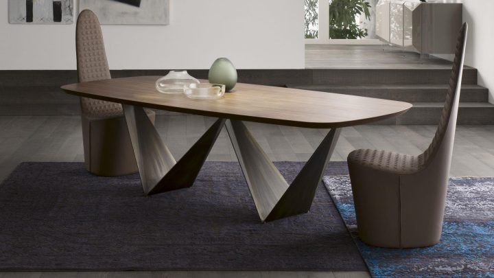 Prisma Table, Reflex