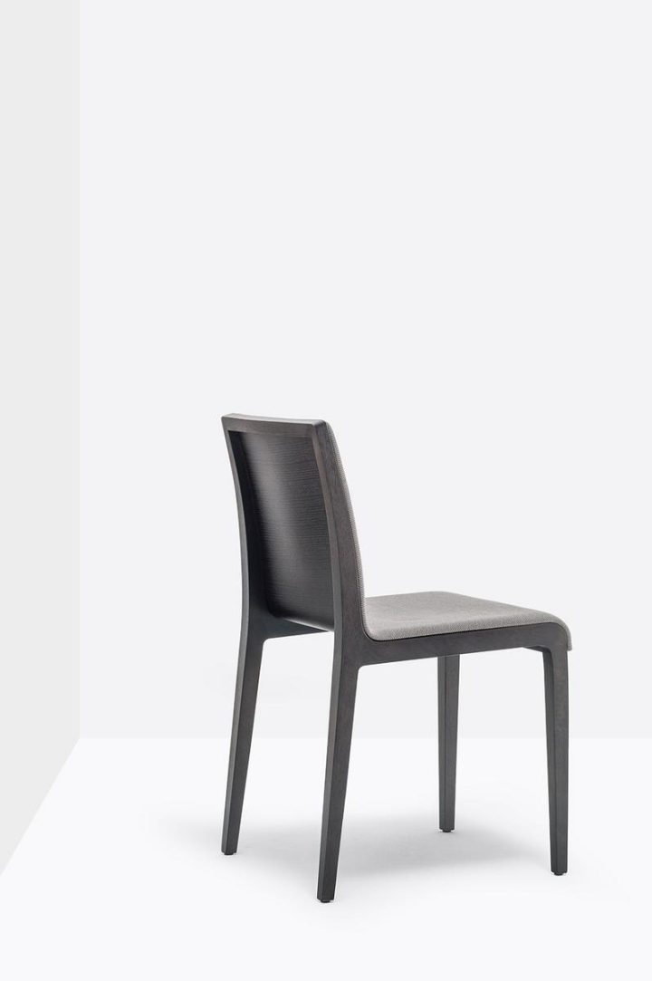 Young 423 Chair, Pedrali