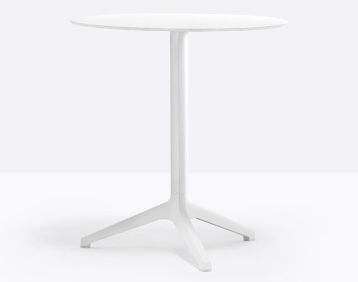 Ypsilon 4790 Garden Table, Pedrali