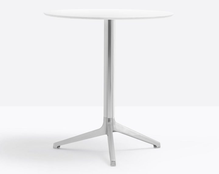 Ypsilon 4790 Garden Table, Pedrali