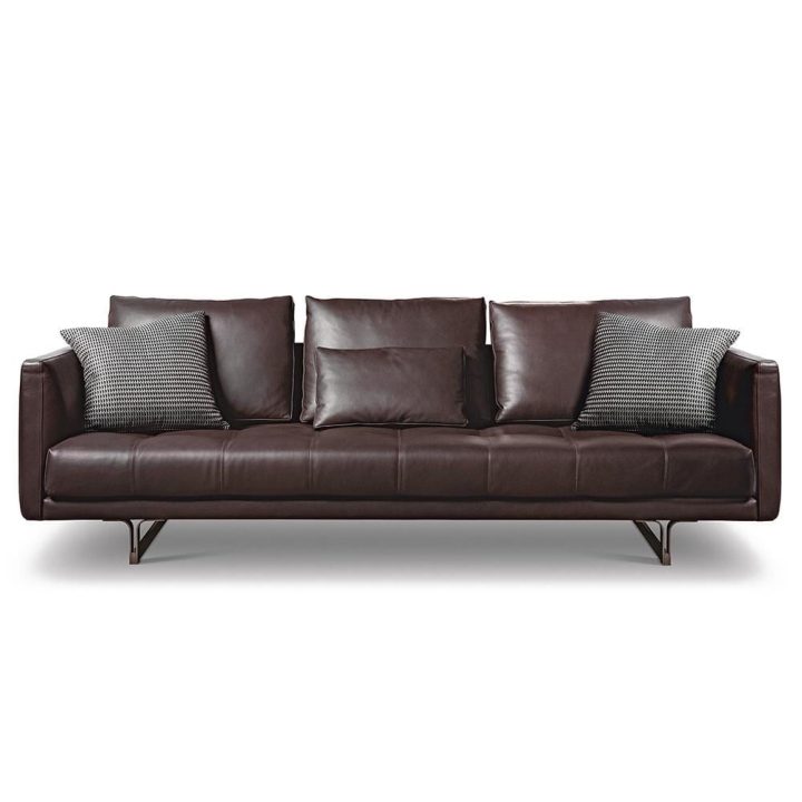 Valery sofa by Alberta Salotti