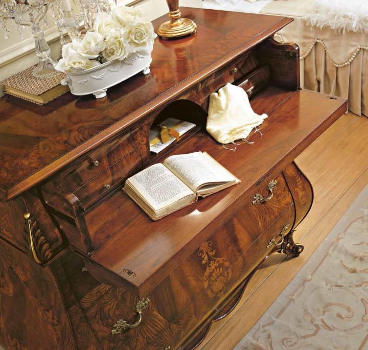 Monreale bedroom set by Signorini Coco