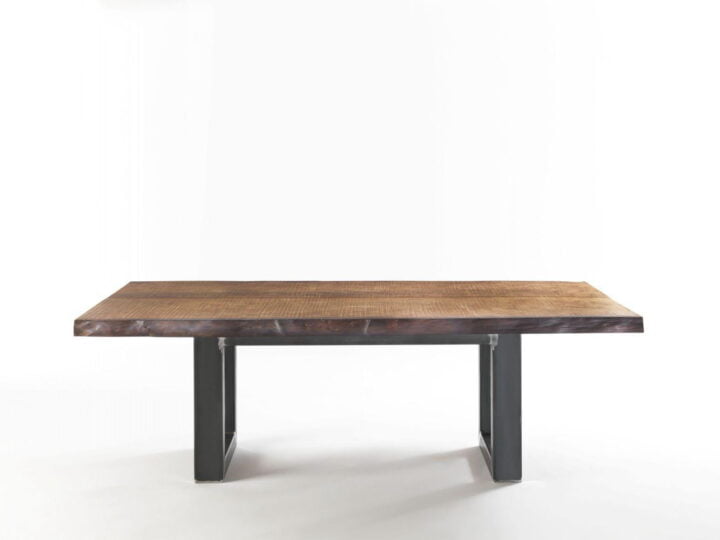 Auckland table by Riva 1920